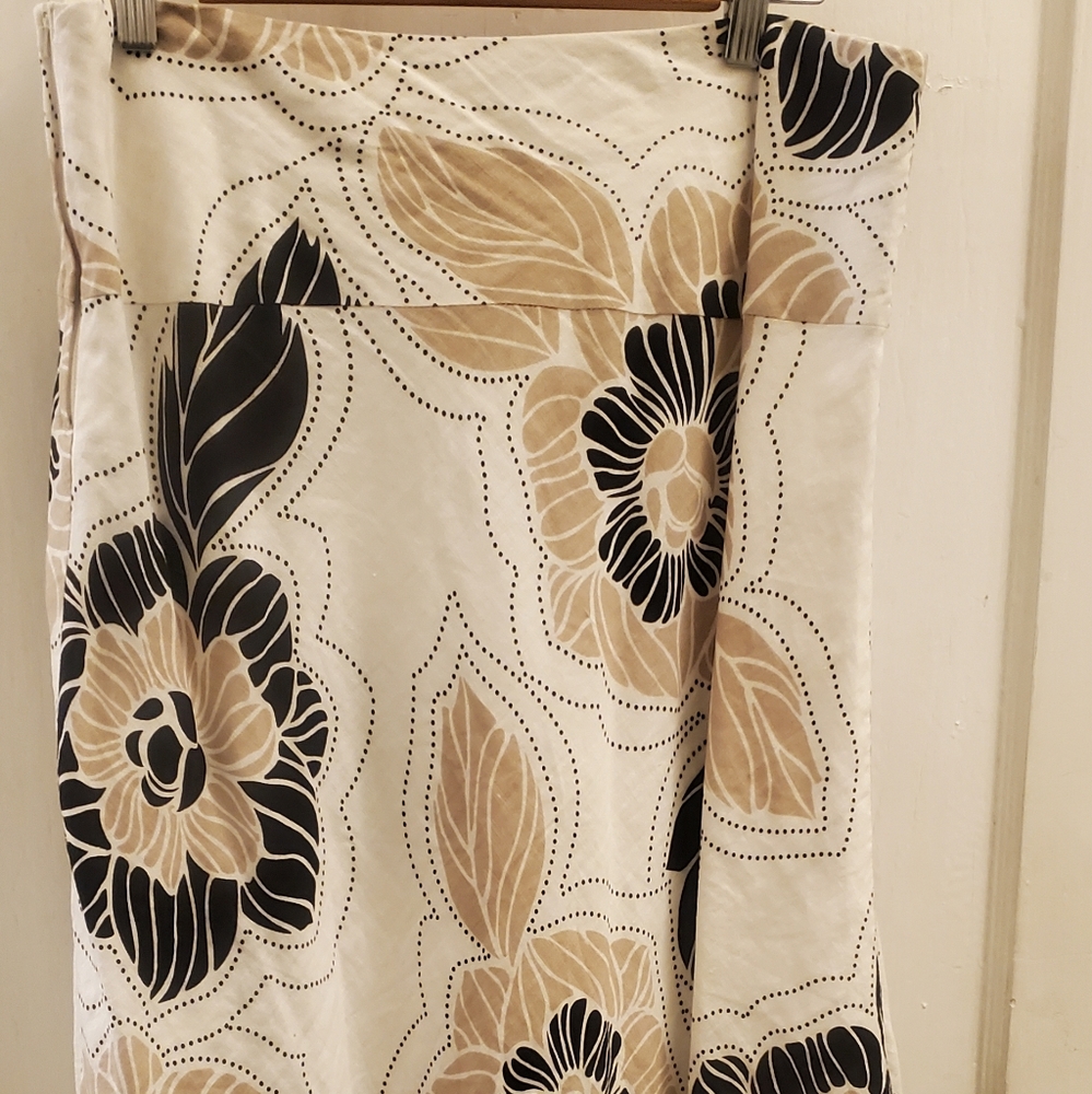 Linen flower skirt